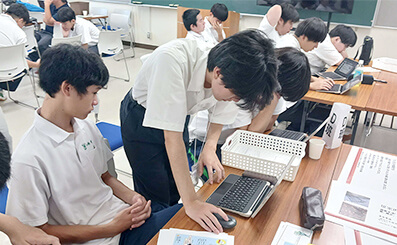 アイデアソンの様子